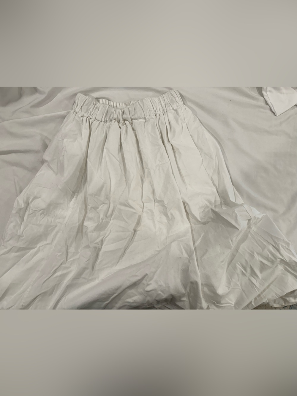 Abercrombie & Fitch Women’s White Maxi Skirt